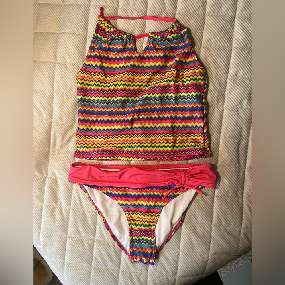 Colorful Zigzag Tankini Set